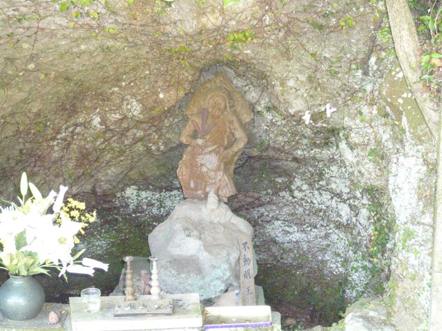 e0111220_1731184.jpg