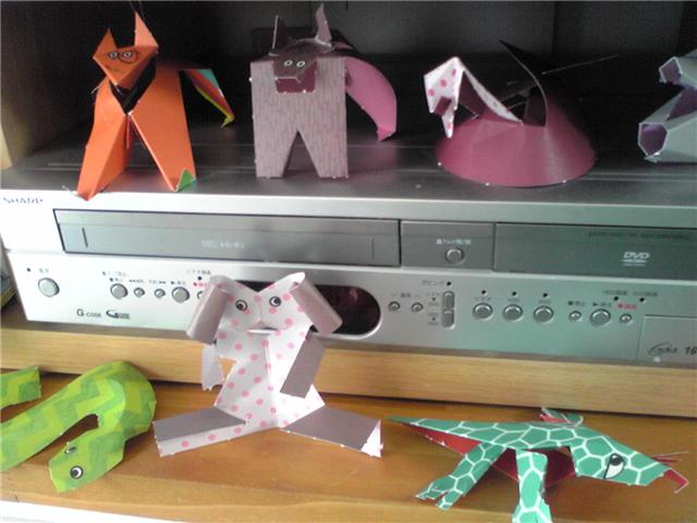 e0121228_1613270.jpg