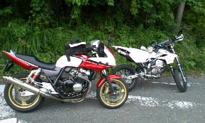 b0029694_22492033.jpg