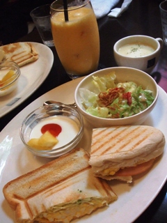 a0117860_2126727.jpg