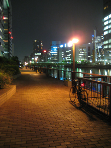 b0097200_0433687.jpg