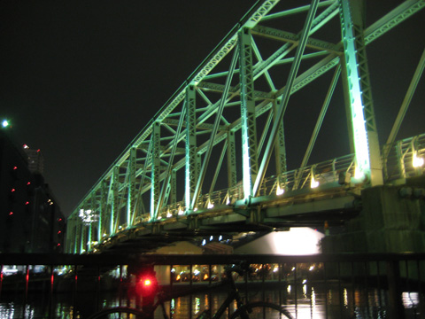 b0097200_0464171.jpg