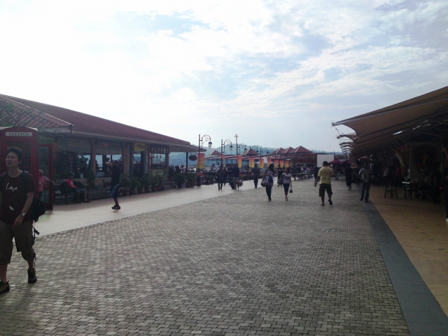 a0000014_15185135.jpg