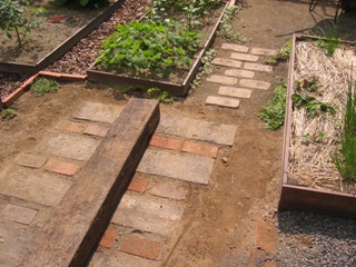 e0043430_2205316.jpg