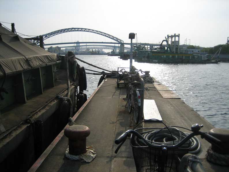 b0057679_9392135.jpg