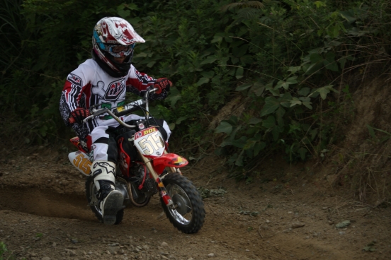 f0201694_22423365.jpg