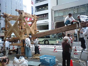 d0048332_124661.gif