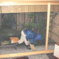 d0033734_1483589.gif