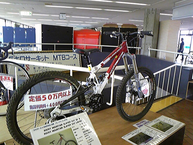 e0015108_8175251.jpg