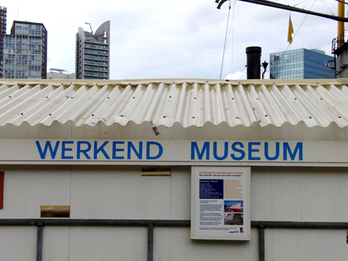 f0180529_025152.jpg