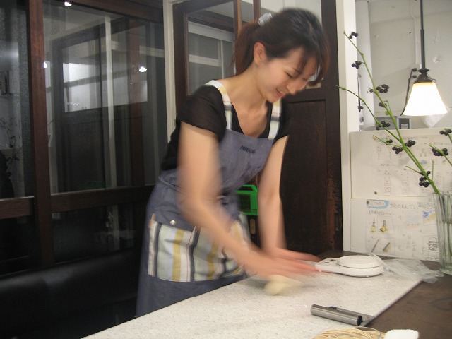 f0202703_22195472.jpg