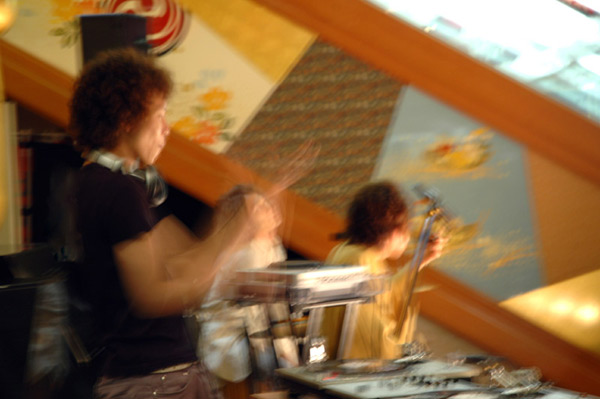 e0037129_0244175.jpg