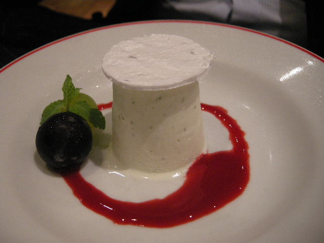 a0091907_0394172.jpg