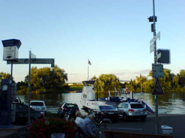 a0056401_1162475.jpg