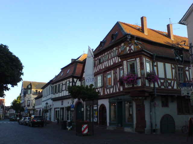 a0056401_123857.jpg