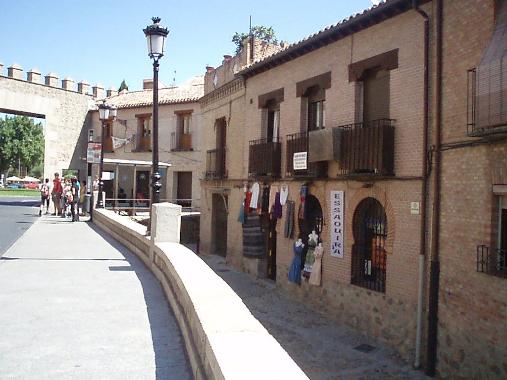f0005602_2262435.jpg