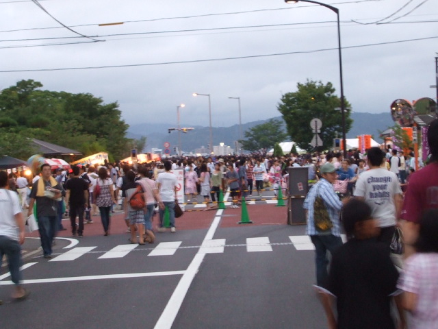 e0186121_1103616.jpg