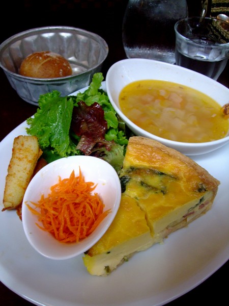d0023346_2151559.jpg