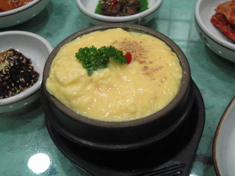 a0098874_0442033.jpg