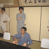 d0033734_1203911.gif