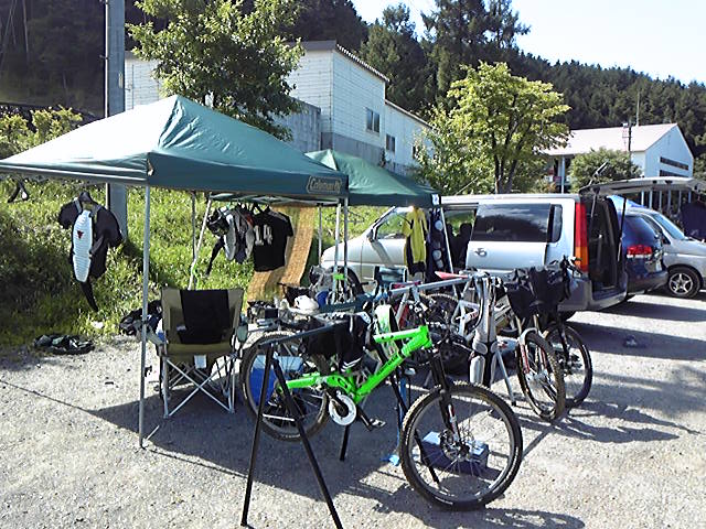 e0015108_8215616.jpg