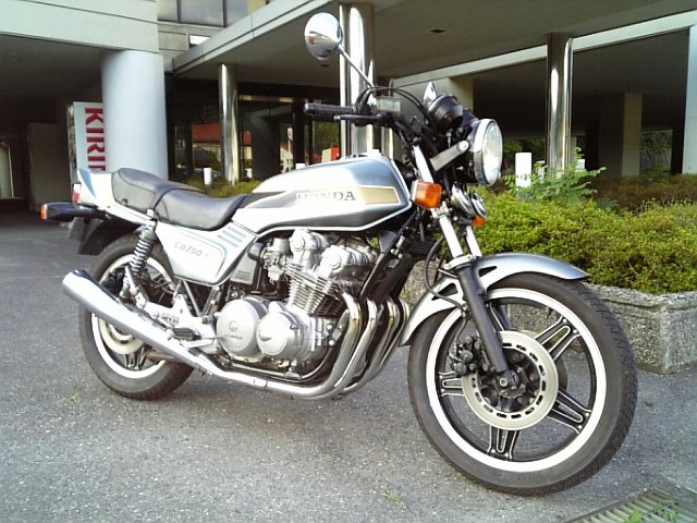f0017712_10424883.jpg