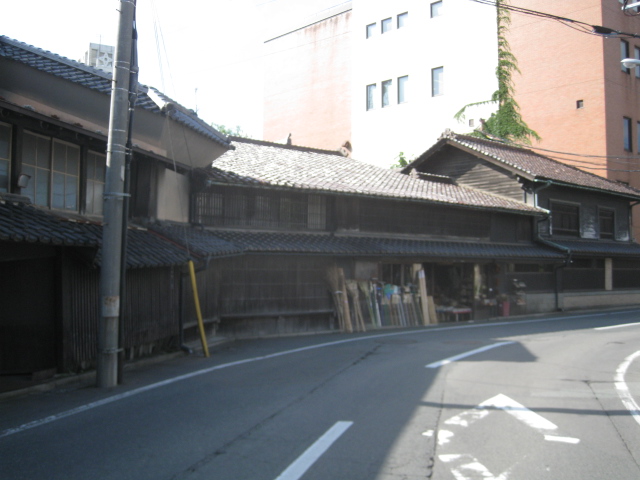 e0158363_1105752.jpg