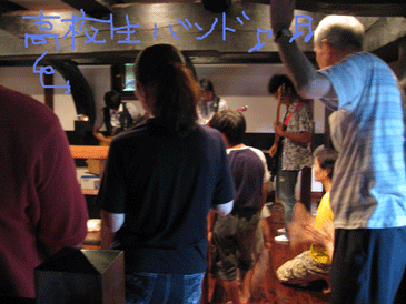 d0050871_11162967.gif