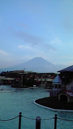 e0157402_2352951.jpg