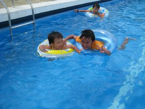d0064329_0463174.jpg
