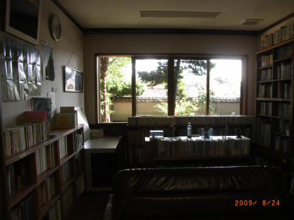b0002879_0294348.jpg