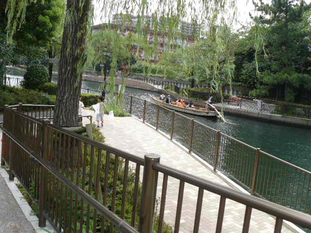 c0093179_1649710.jpg