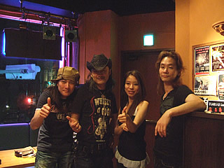 f0036678_2504348.jpg
