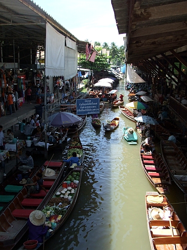 e0150101_22333684.jpg
