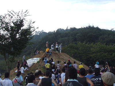 e0055880_2394144.jpg