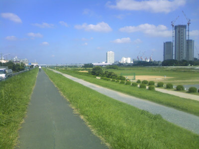 a0124327_12395778.jpg
