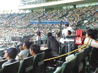 f0116546_23135326.gif