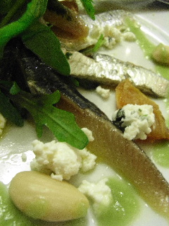 e0046112_2464335.jpg