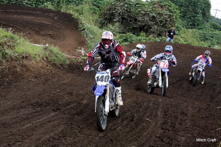 a0121113_1850755.jpg