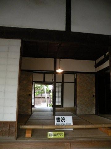 f0013459_1016429.jpg
