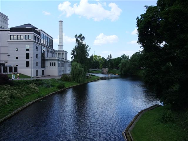 c0110871_1133683.jpg