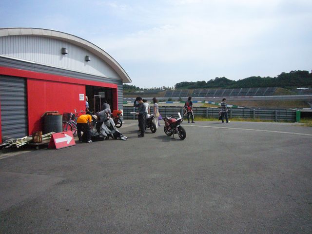 d0099181_1901892.jpg