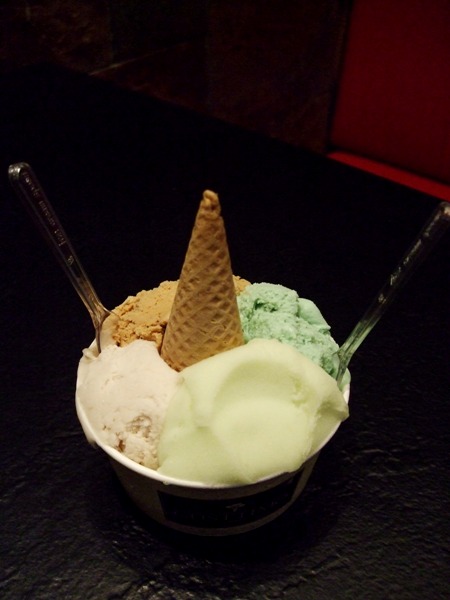 d0023346_1455399.jpg