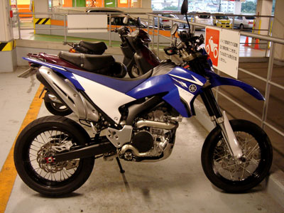 d0078842_2227328.jpg