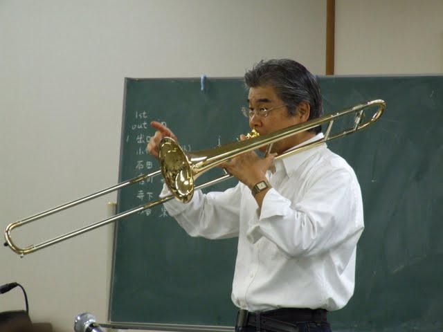 f0107072_2333405.jpg