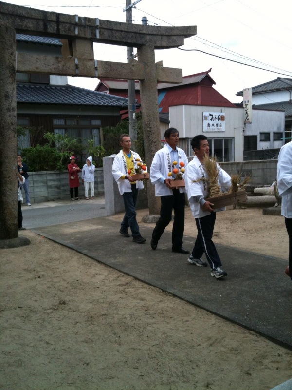 f0201157_233239.jpg