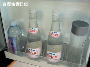 f0190653_9475843.gif
