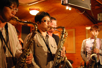 f0107072_0112855.jpg