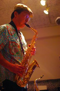 e0019696_1143843.jpg
