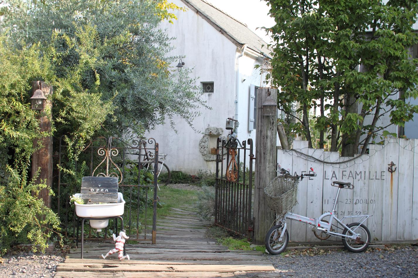 f0178427_8374719.jpg
